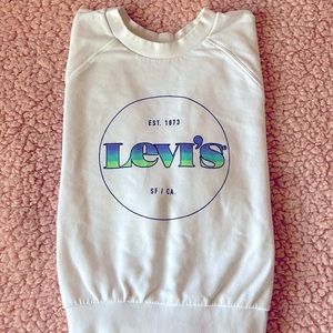 Levis white sweatshirt